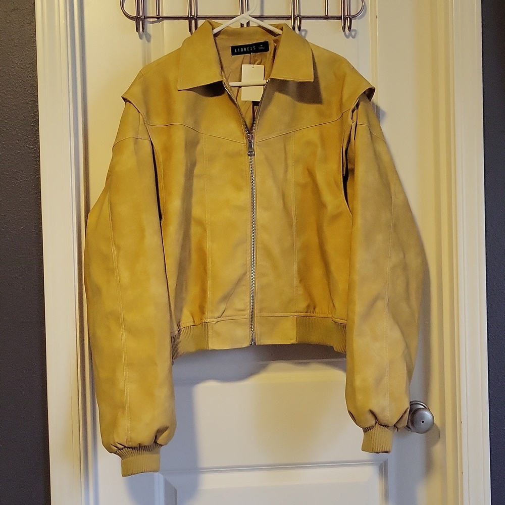 Lioness Vista Jacket In Mustard M NWT - Picture 8 of 11